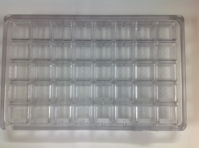PADERNO MOULD FOR CHOCOLATES POLICAR. 5x8 (25x25x14mm) 47860-04